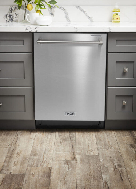 THOR KITCHEN 24 Inch Built-in Dishwasher In Stainless Steel - Stainless Steel (HDW2401SS)
