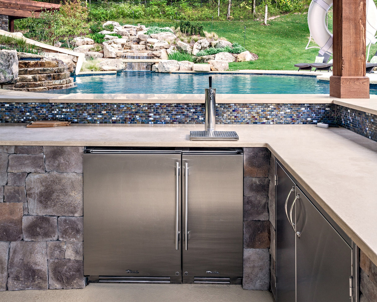 TRUE RESIDENTIAL 24″ Dual Tap Beverage Dispenser Solid Stainless - Stainless Steel (TUR24DDRSSC)