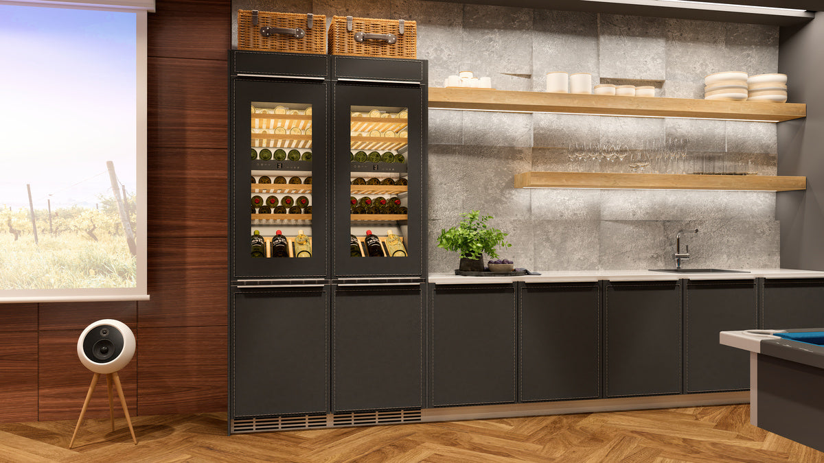 LIEBHERR Refrigerator suitable for undercounter installation, Pull-out Hinged - Panel Ready (URP3653)