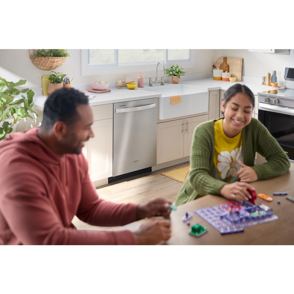 Whirlpool 24” Stainless Steel Dishwasher with AI Intelligent Wash - 47 dBA - Print Resist Black Stainless (WDT750SAKV)