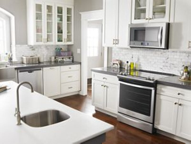 Whirlpool 6.4 Cu. Ft. Slide-In Electric Range with True Convection - Black-on-Stainless (WEE745H0FS)