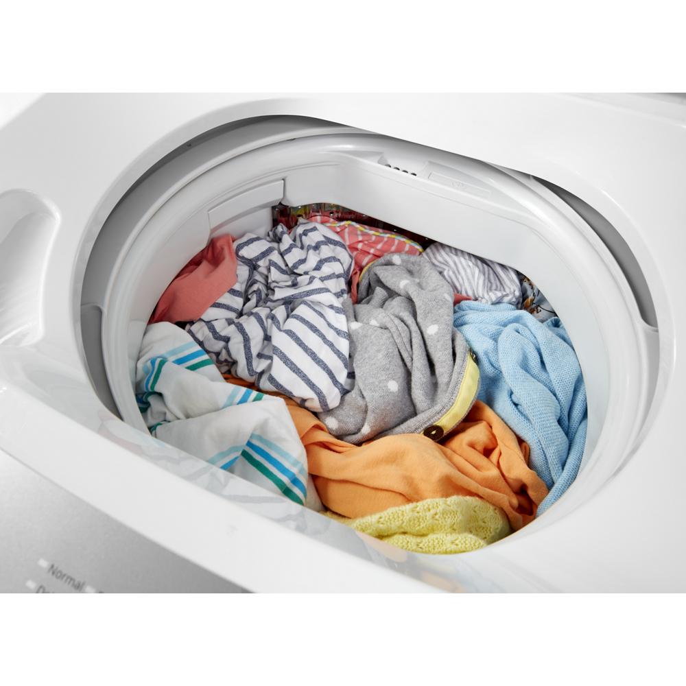 Whirlpool 1.6 cu.ft Electric Stacked Laundry Center 6 Wash cycles and AutoDry™ - White (WET4024HW)