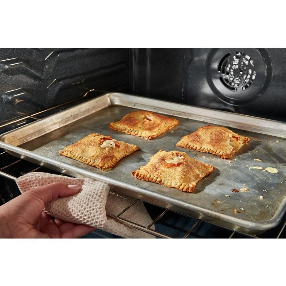 WHIRLPOOL 30-inch Electric Smart Range with Air Cooking Technology - Fingerprint Resistant Stainless Steel (WSES5030SZ)