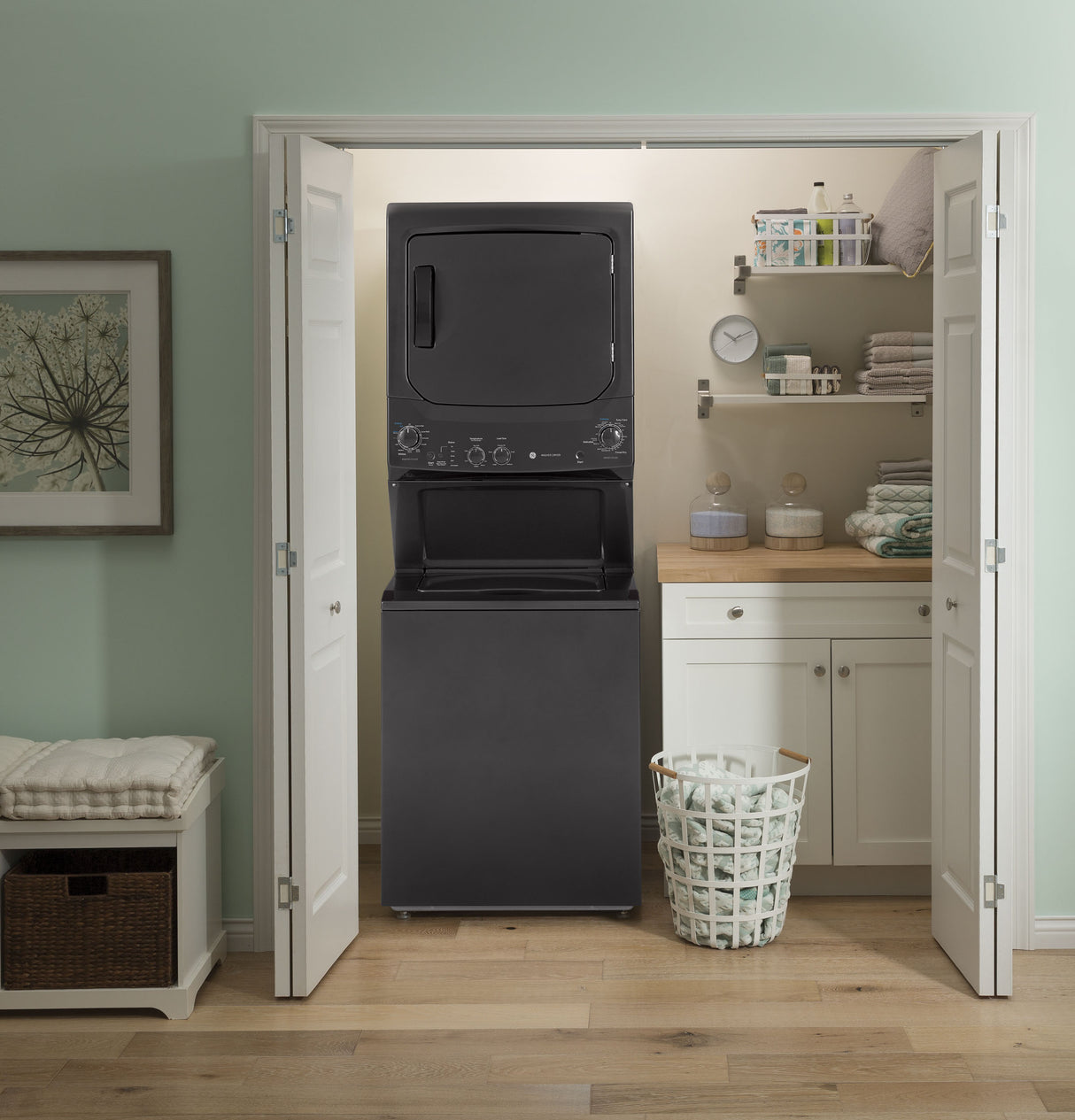 GE APPLIANCES GE Unitized Spacemaker(R) 3.8 cu. ft. Capacity Washer with Stainless Steel Basket and 5.9 cu. ft. Capacity Gas Dryer -  (GUD27GSPMDG)