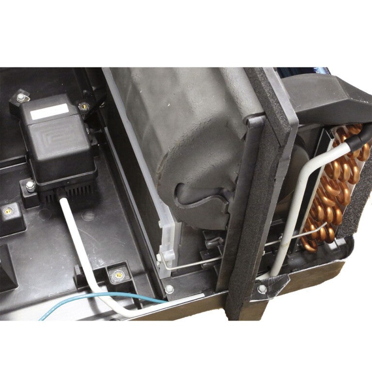 GE Zoneline Heat Pump Unit with ICR, 230/208 Volt -  (AZ65H15DAD)