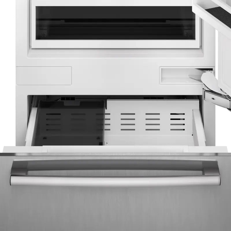 BOSCH  Benchmark™ Built-in Bottom Freezer Refrigerator 30'' Softclose® Flat Hinge - Not Applicable (B30BB130SS)