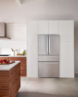 BOSCH 800 Series French Door Bottom Mount Refrigerator 36'' Easy clean - Stainless steel (with anti-fingerprint) (B36CL80SNS)