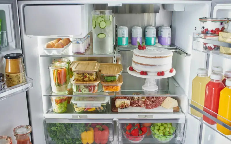 BOSCH 36" 500 Series, 3-Door, Standard Depth, External ice/water, Stainless Steel, 70" - Stainless steel (with anti-fingerprint) (B36FD52SNS)