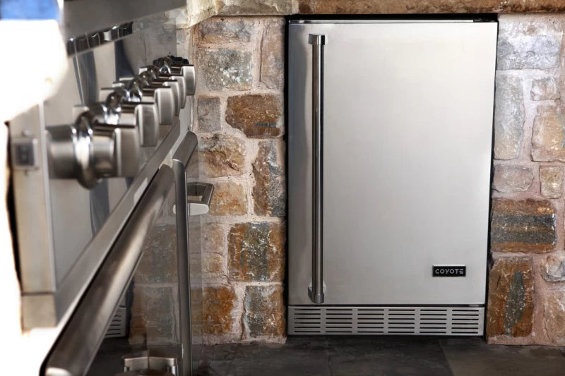 Coyote Outdoor Refrigerator - Thumbnail 5