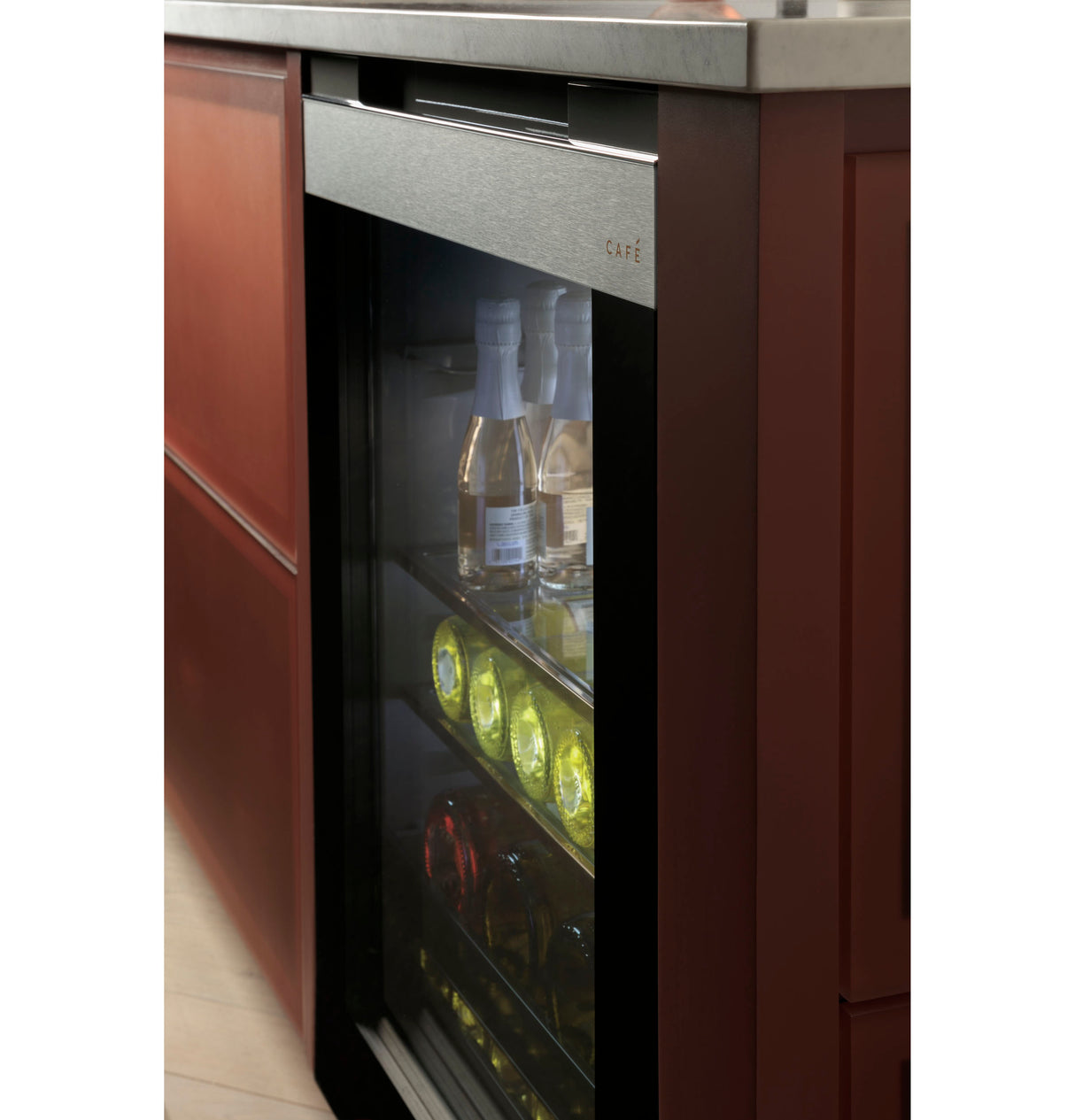 CAFE  Caf? 126-can Or 14-bottle Beverage Center In Platinum Glass - Platinum Glass (CCR06BM2PS5)