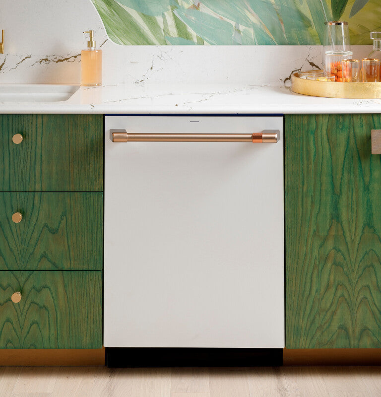 CAFE  Caf? Customfit Stainless Interior Smart Dishwasher With Ultra Wash Top Rack And Dual Convection Ultra Dry, 44 Dba - Matte White (CDT858P4VW2)