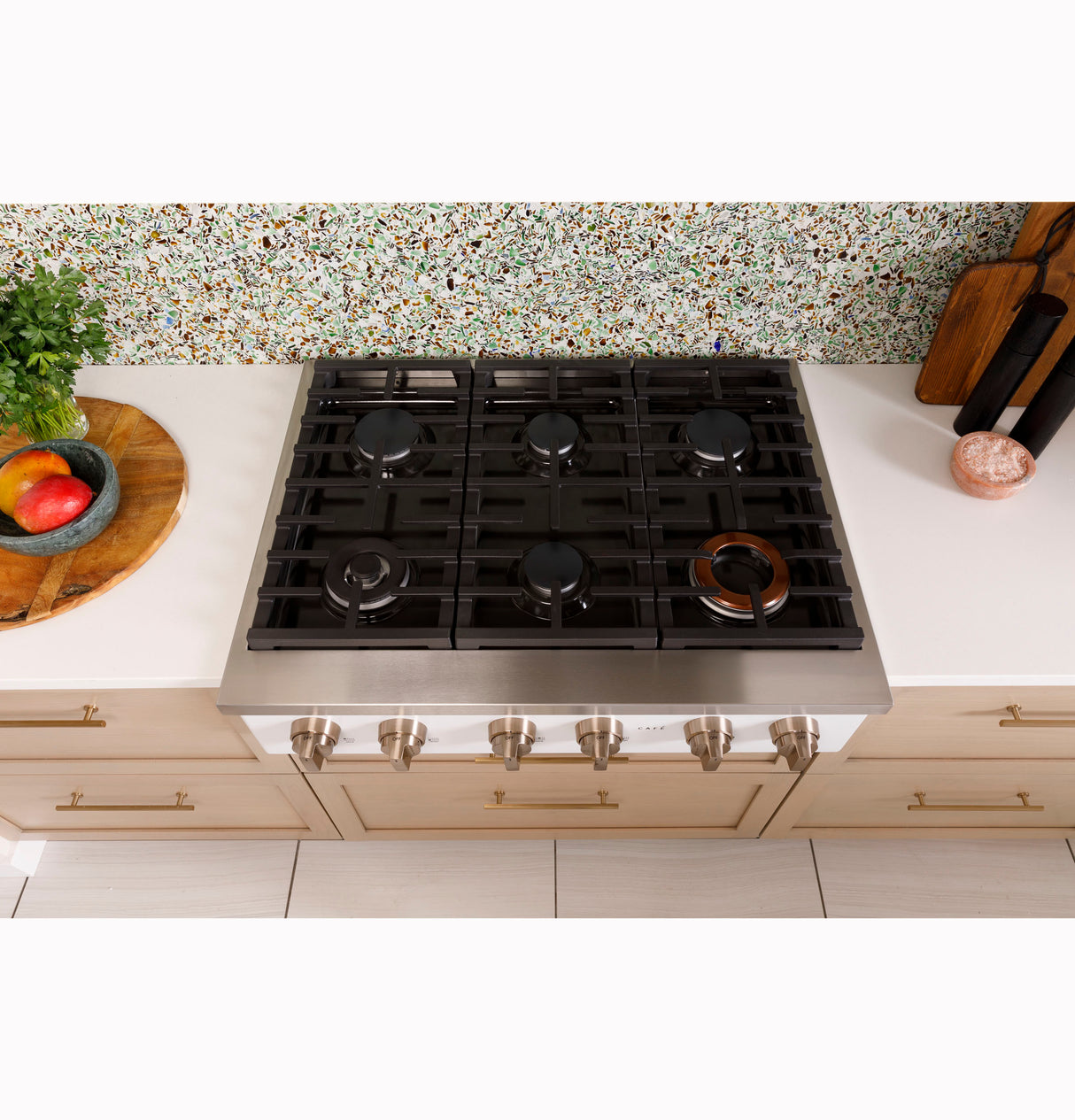CAFE  Caf? 36" Commercial-style Gas Rangetop With 6 Burners (natural Gas) - Matte White (CGU366P4TW2)