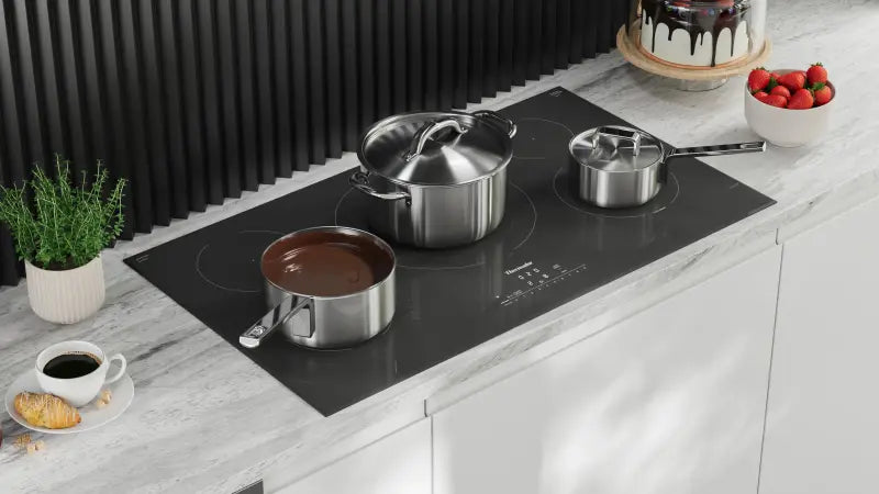 Thermador  36" Heritage Induction Cooktop - Black (CIT365BB)