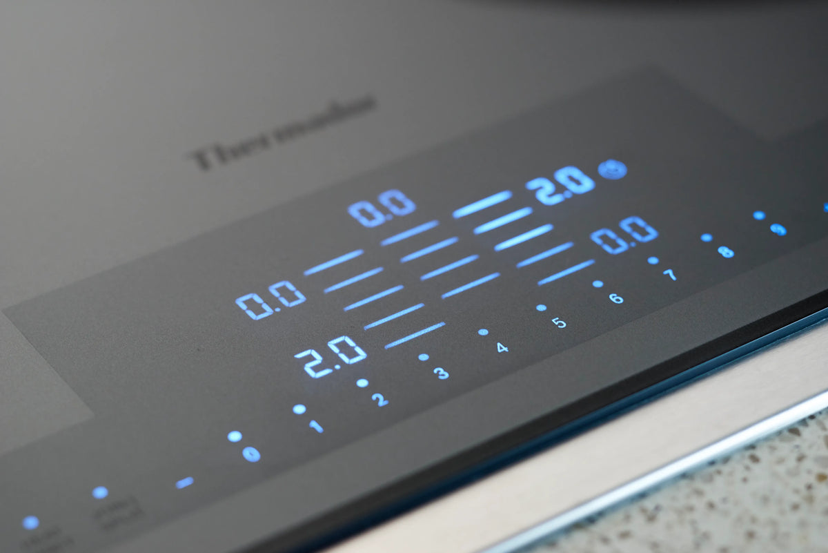 THERMADOR  Liberty® Induction Cooktop - Silver Mirror (CIT367XMS)