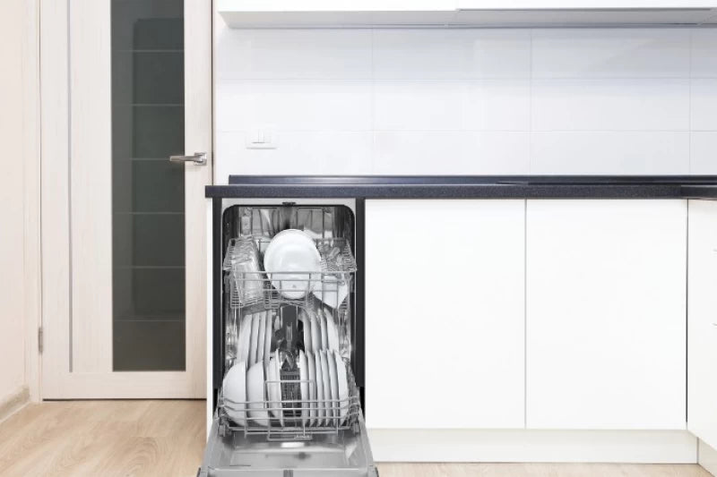 DANBY 18″ Wide Built-in Dishwasher - Stainless Steel (DDW1804EBSS)
