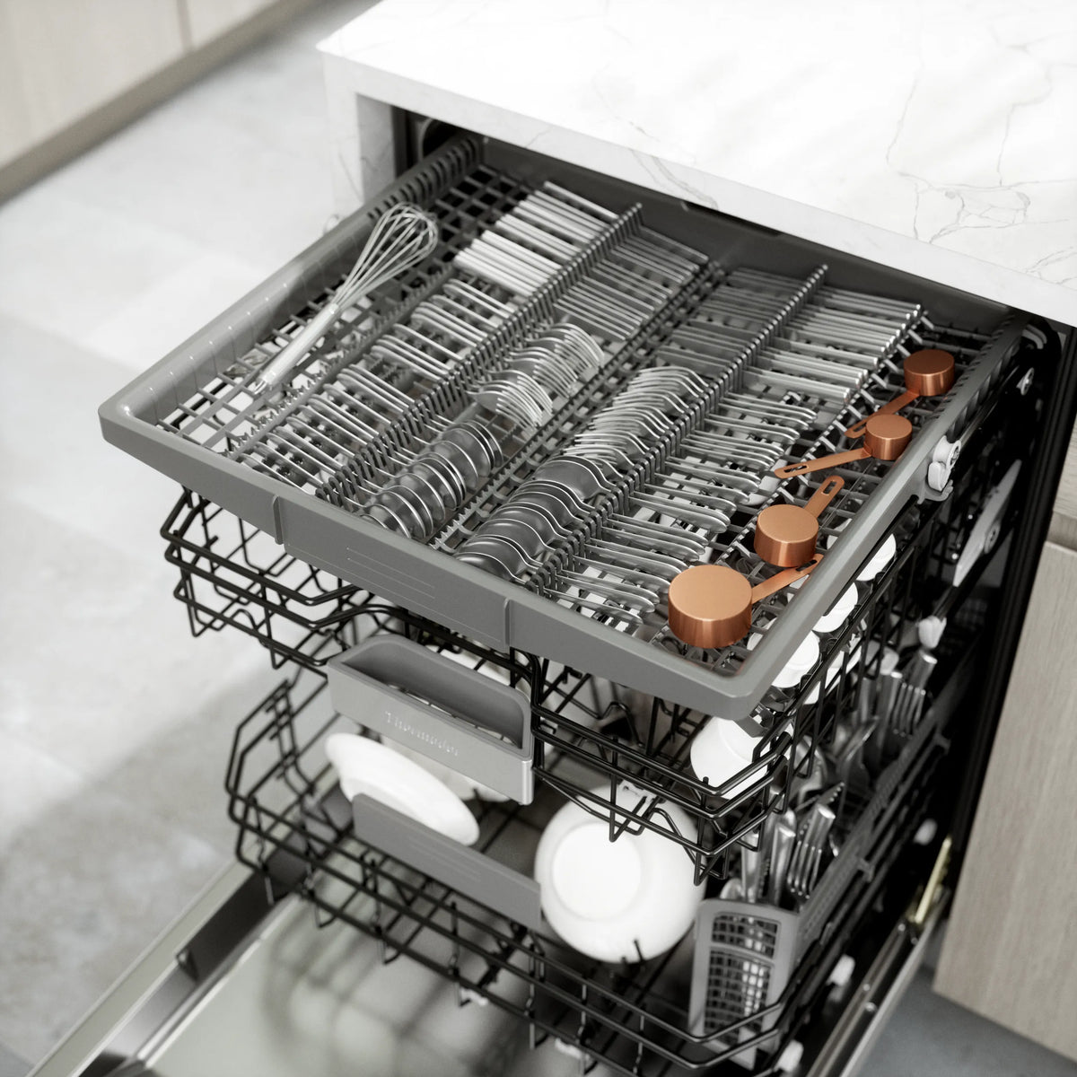THERMADOR  Emerald Dishwasher 24" - Stainless Steel (DWHD560CFM)