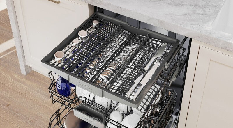 Thermador Emerald 24" Top Control Smart Built-In Stainless Steel Tub Dishwasher with 3rd Rack and PowerBoost, 48 dBA - Not Applicable (DWHD640EPR)