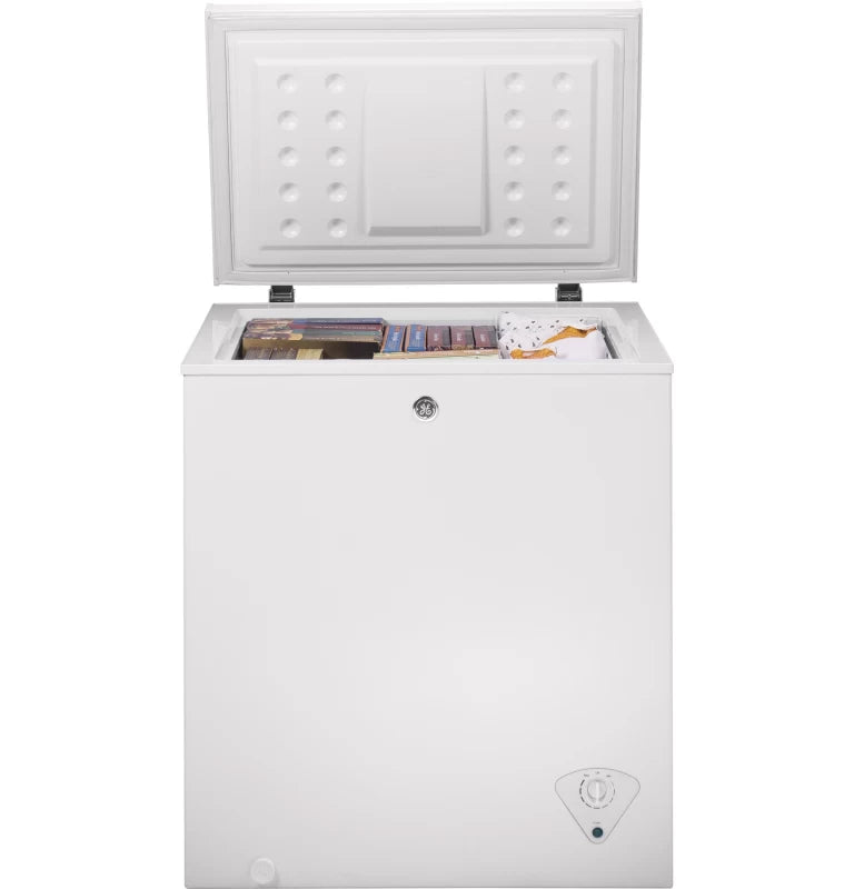 GE 5.1 Cu. Ft. Manual Defrost Chest Freezer - White (FCM5STWW)