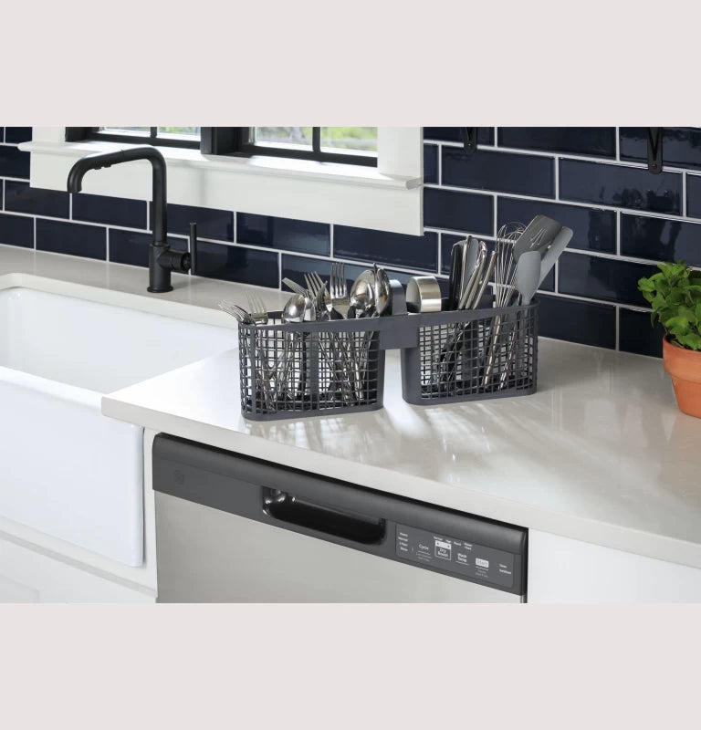 GE Dishwasher with Front Controls - Black (GDF450PGRBB)