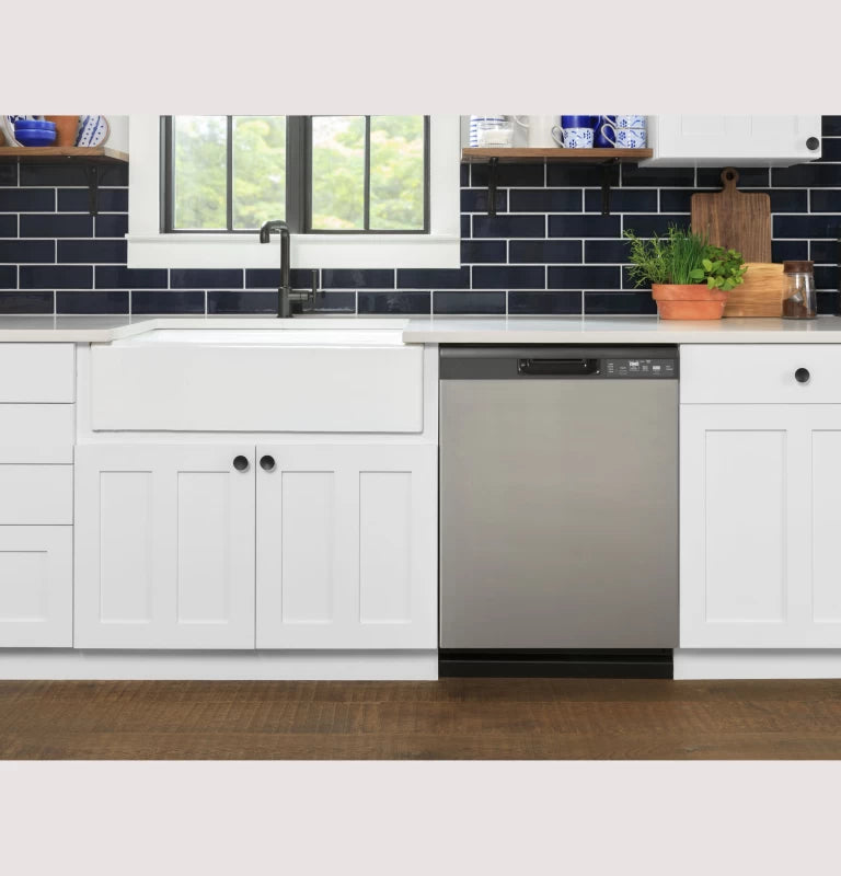 GE Dishwasher with Front Controls - Silver (GDF535PSRSS)