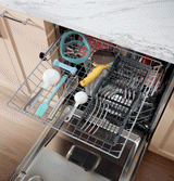 GE  Top Control with Stainless Steel Interior Dishwasher with Sanitize Cycle - Fingerprint Resistant Stainless (GDT670SYVFS)