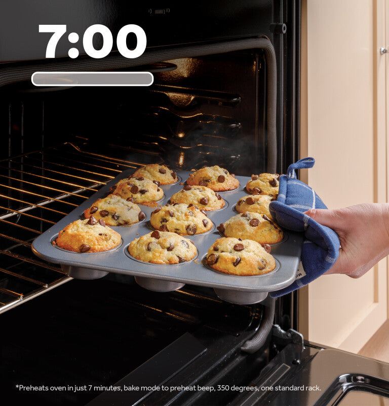 GE 30" Free-Standing Gas Convection Range with No Preheat Air Fry and EasyWash Oven Tray - Stainless Steel (GGF600AVSS)