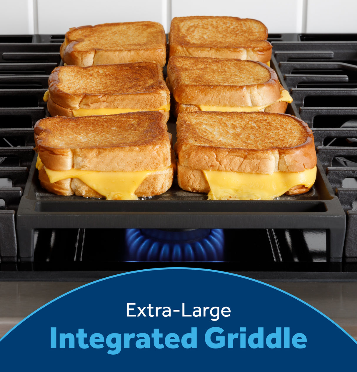 GE  30" Free-Standing Gas Convection Range with No Preheat Air Fry and EasyWash Oven Tray - Stainless Steel (GGF600AVSS)