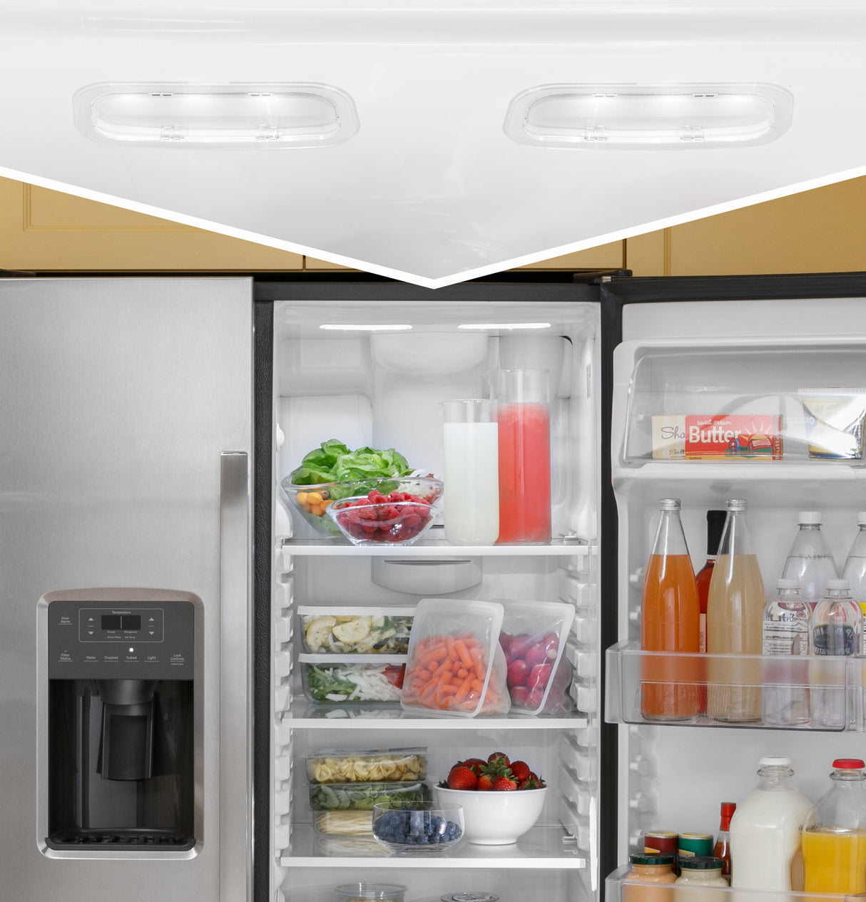 GE  23.0 Cu. Ft. Side-By-Side Refrigerator - Fingerprint Resistant Stainless (GSS23GYPFS)