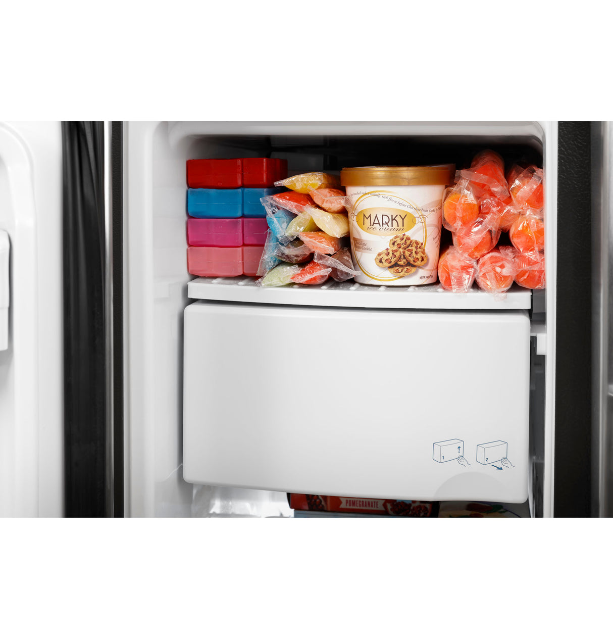 GE  25.3 Cu. Ft. Side-By-Side Refrigerator - White (GSS25GGPWW)
