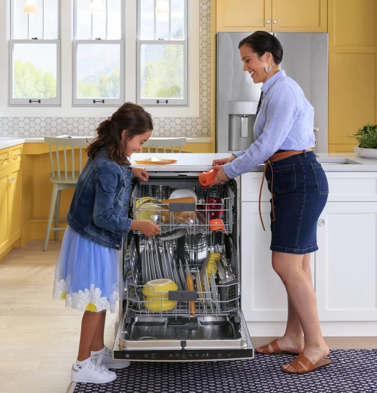 GE ENERGY STAR 22.1 Cu. Ft. Counter-Depth Fingerprint Resistant French-Door Refrigerator - Gray (GYE22GYNFS)