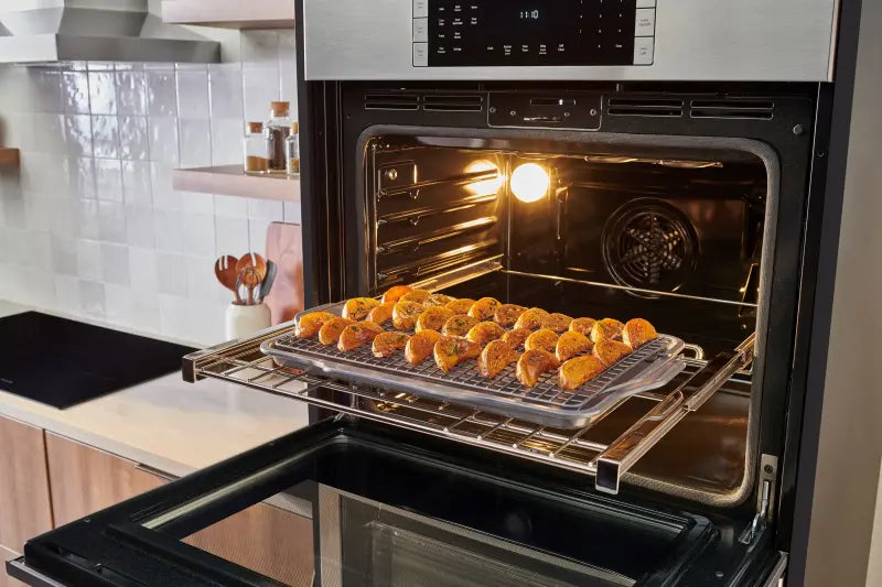 Bosch 800 Series Double Wall Oven 30'' - Stainless Steel (HBL8651UC)