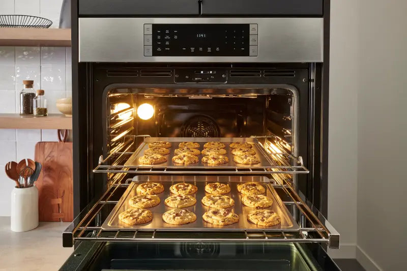 BOSCH  800 Series Double Wall Oven 30'' - Stainless Steel (HBL8651UC)