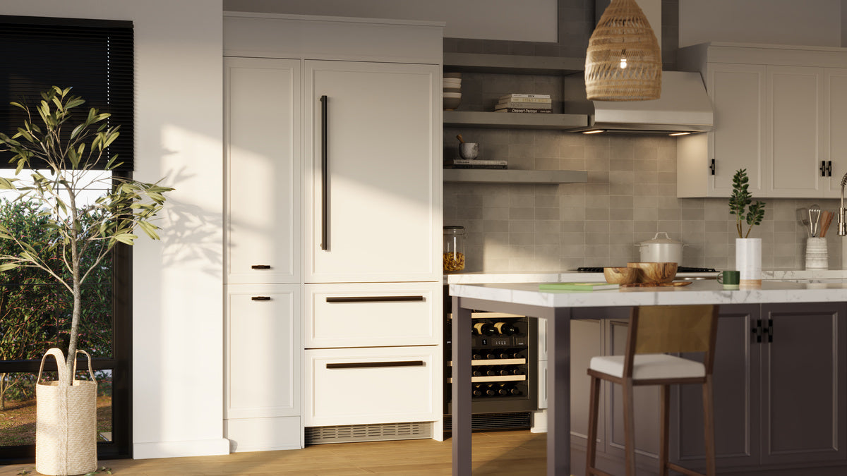 LIEBHERR  Fully Integrated Bottom Freezer Refrigerator with BioFresh, Right Hinged - Panel Ready (HCB1590G)