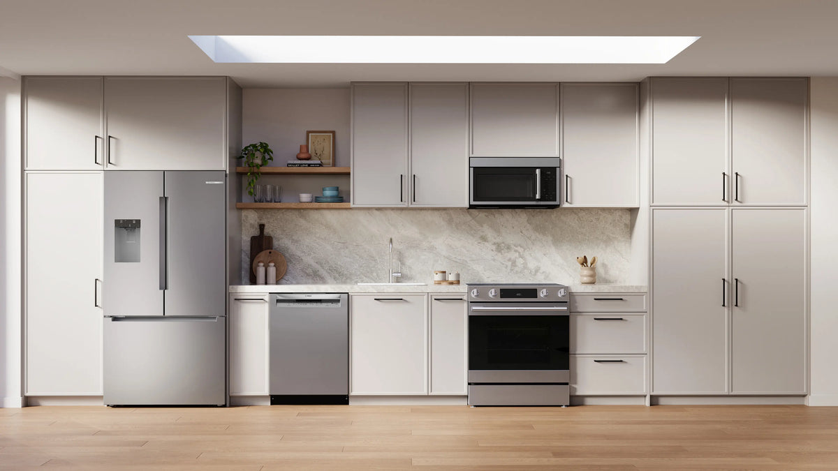 BOSCH  300 Series Electric Slide-in Range 30'' - Stainless Steel (HEF3050MU)