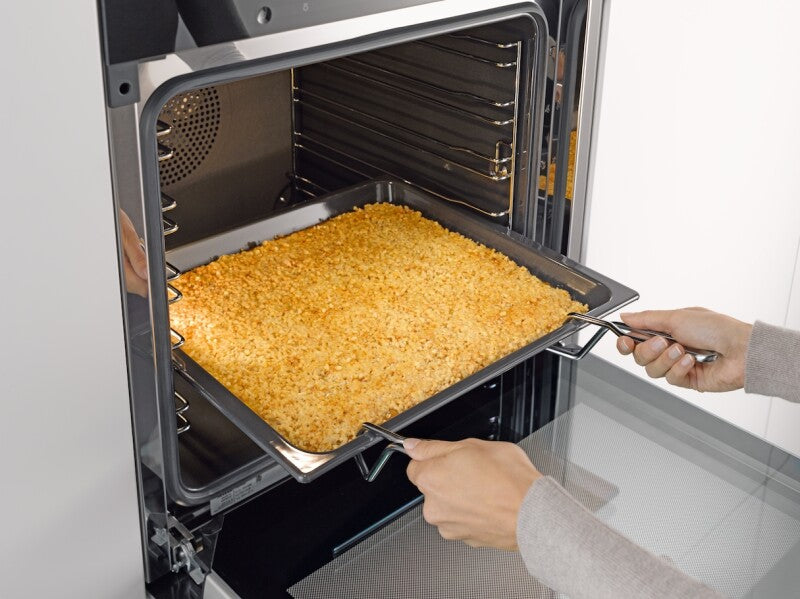 Miele Handle For safe removal of hot, fully-loaded trays and racks. - Other (HEG)