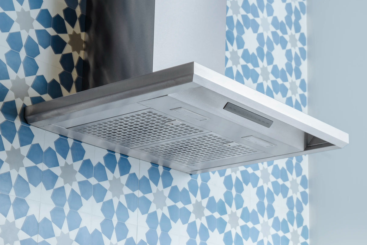 THERMADOR  Masterpiece® Pyramid Chimney Wall Hood - Stainless Steel (HMCB30WS)