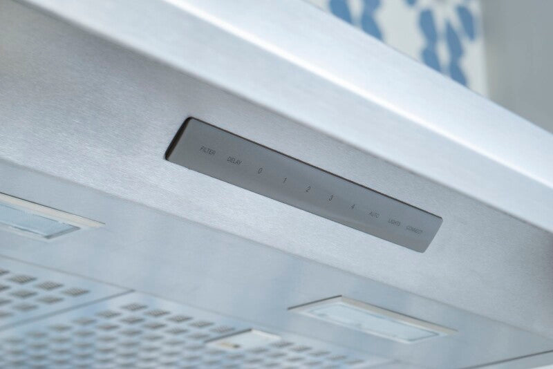 Thermador Masterpiece Pyramid Chimney Wall Hood 30" - Stainless Steel (HMCB30WS)