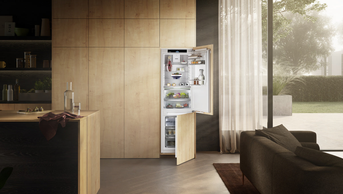 Liebherr  Fully Integrated Bottom Freezer Refrigerator with BioFresh, Right Hinged - Panel ready (ICB5160IM)
