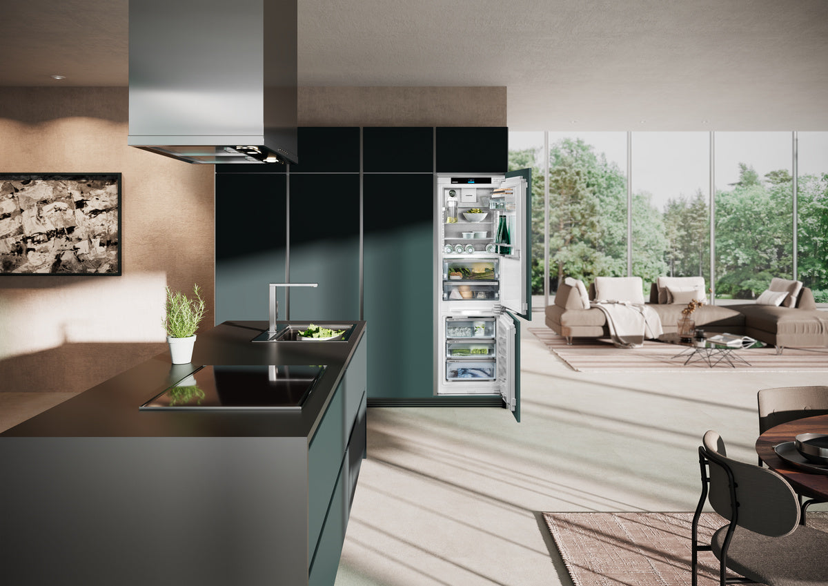 Liebherr  Fully Integrated Bottom Freezer Refrigerator with BioFresh, Right Hinged - Panel ready (ICB5160IM)