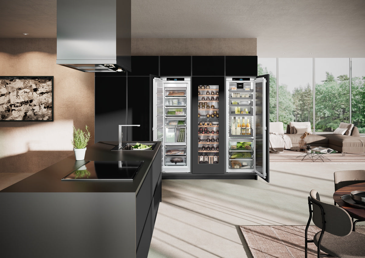 Liebherr  Fully Integrated Refrigerator with BioFresh, Right Hinged - Panel ready (IRBP5170)