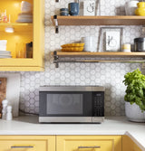 GE 1.0 Cu. Ft. Capacity Countertop Convection Microwave Oven with Air Fry -  (JES1109RRSS)