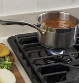 GE  30" Built-In Gas Cooktop with Dishwasher-Safe Grates - Black (JGP3030DLBB)