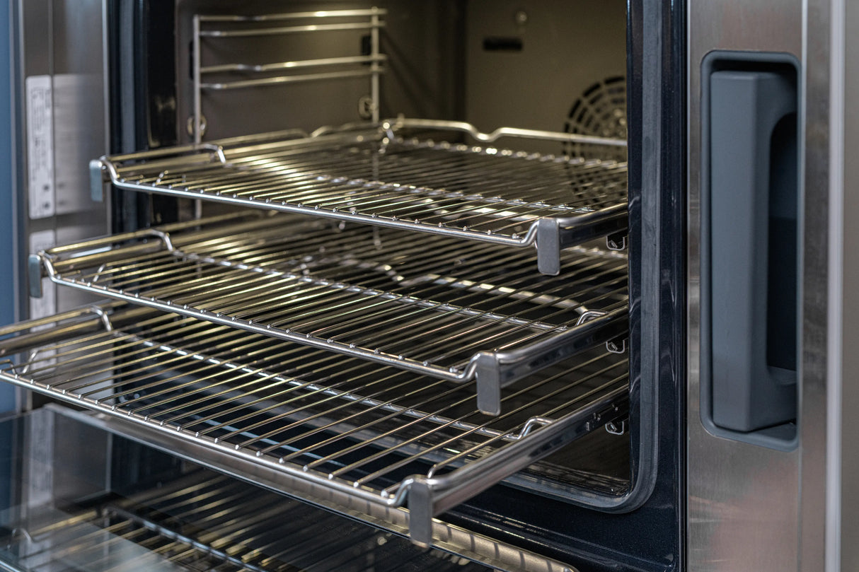 THERMADOR  Masterpiece® Steam Convection 30'' - Stainless Steel (MEDS301BS)