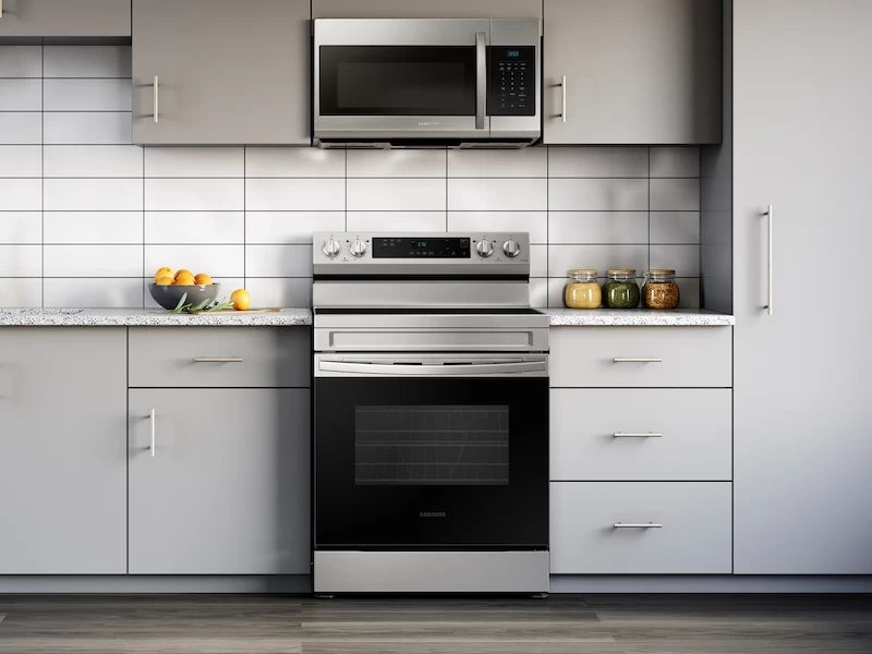 SAMSUNG  Freestanding Electric Range - Stainless Steel (NE63A6111SSAA)