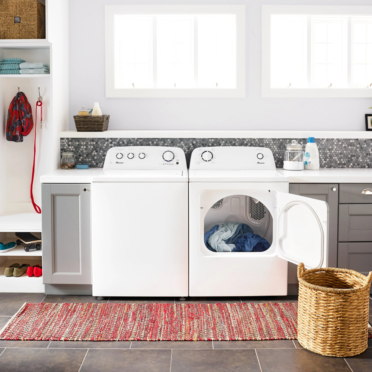 AMANA  6.5 cu. ft. Gas Dryer with Wrinkle Prevent Option - White (NGD4655EW)