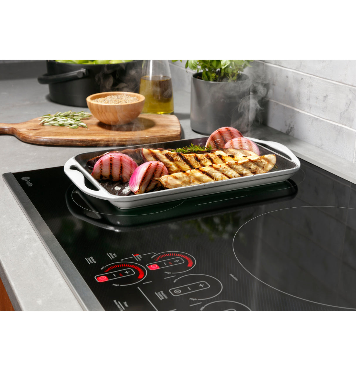 GE Profile  30" Built-In Touch Control Induction Cooktop - Black (PHP9030DTBB)