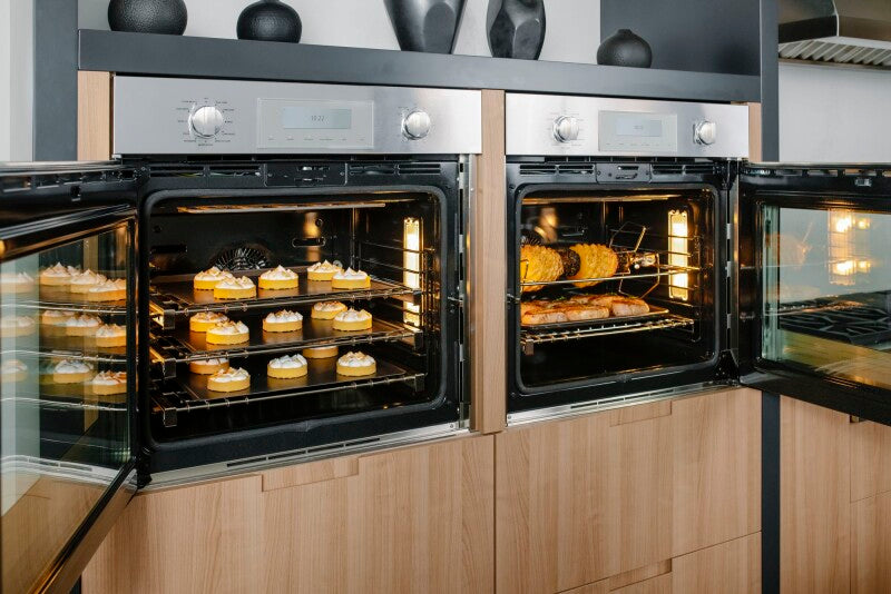Thermador Professional Single Wall Oven 30" Right Side Opening Door - Stainless Steel (POD301RW)