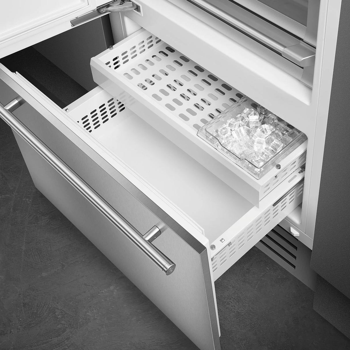 Smeg  Refrigerator Universal - Stainless steel (RBMU36LX)