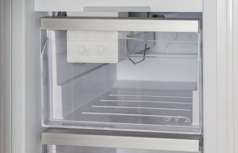 BERTAZZONI  18" Built-in Freezer Column with ice maker - Panel Ready (REF18FCBIPRV)
