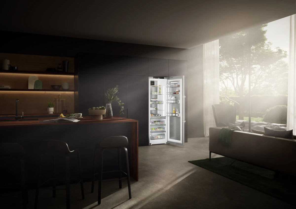 LIEBHERR  Freestanding refrigerator with BioFresh Professional - Other (SRB5290)